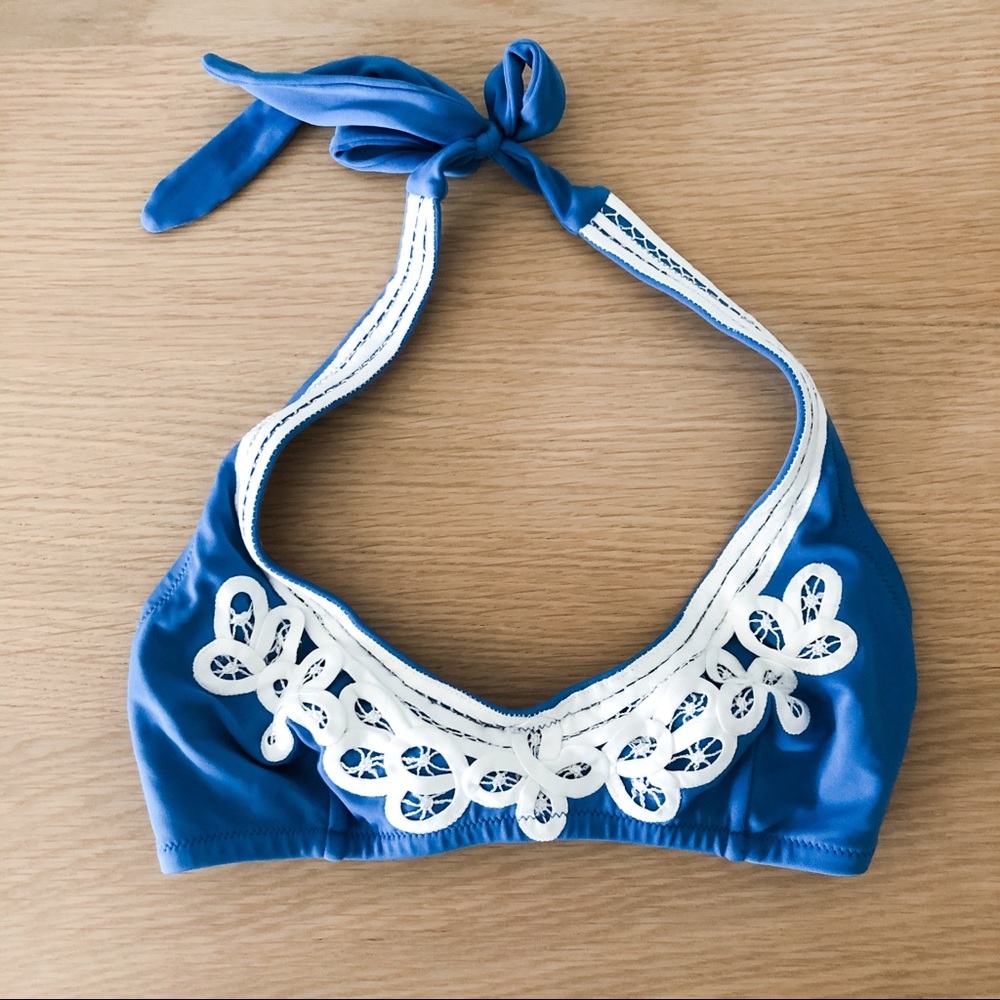 VICTORIA’S SECRET blue halter bikini top